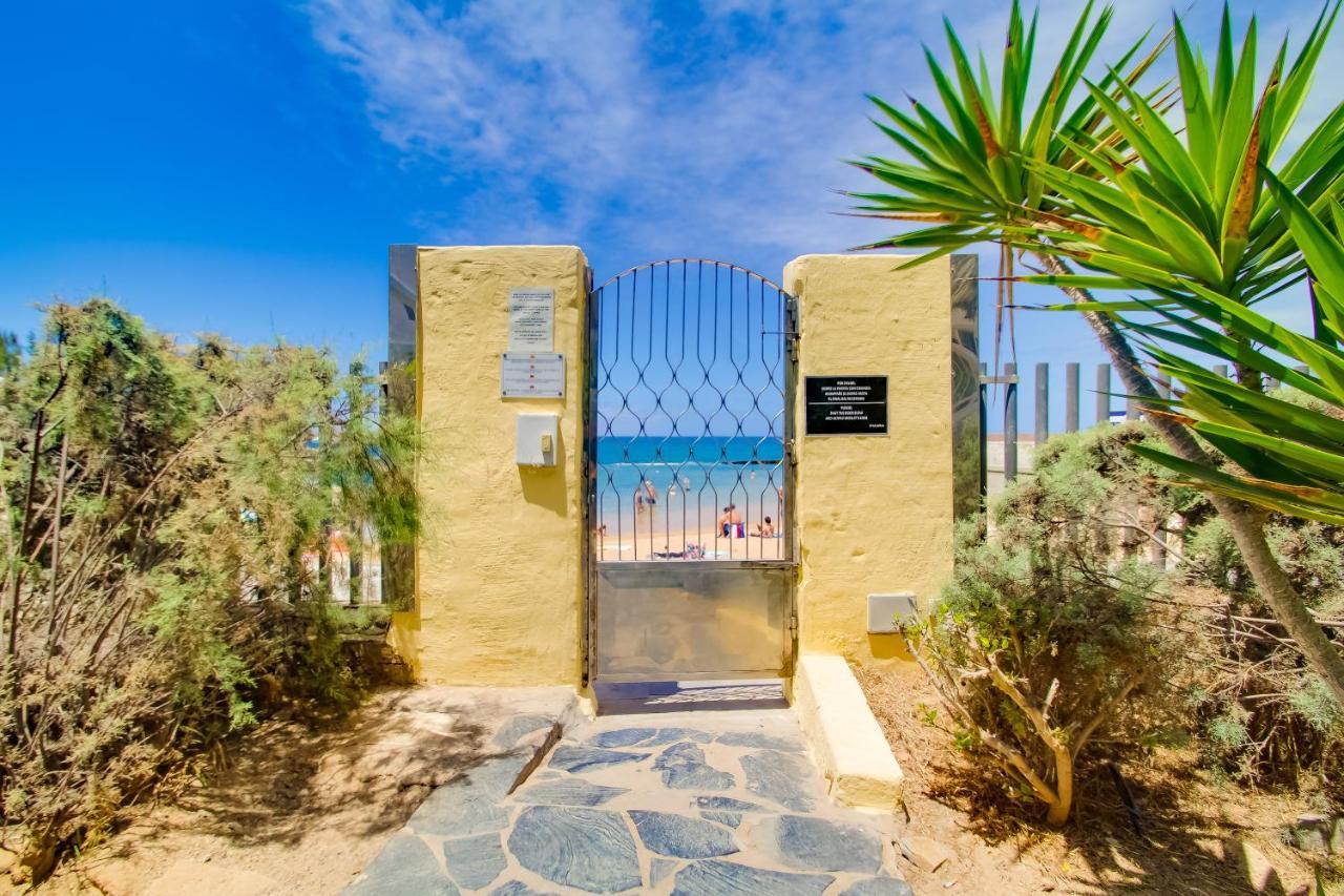Studio In Top Lage Direkt Am Strand Arguineguin Εξωτερικό φωτογραφία